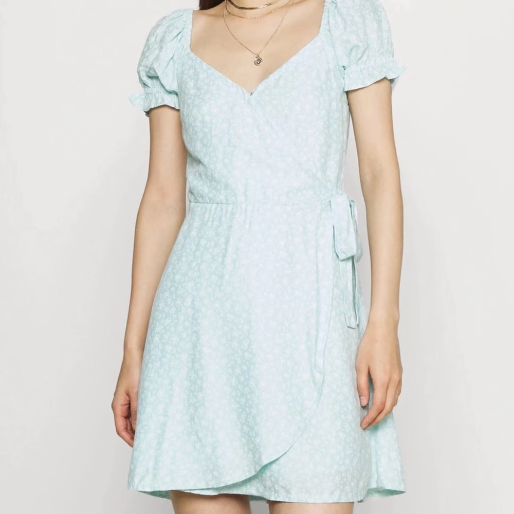 Hollister Floral Mint Wrap Dress